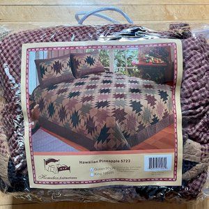 Hawaiian Pineapple Quilt by American Hometex (Queen)